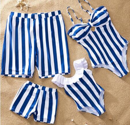 Leaf Swimsuit Family Matching Outfits Look Mother Daughter Swimwear Mommy and Me Bikini Dress Clothes Father Son Swimming Shorts